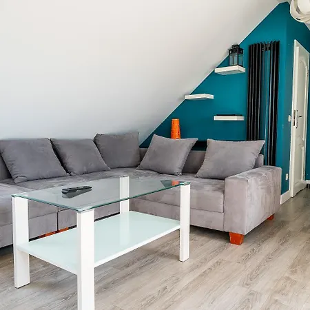 Pokoje Goscinne Columbus Karwia Zewnętrze zdjęcie