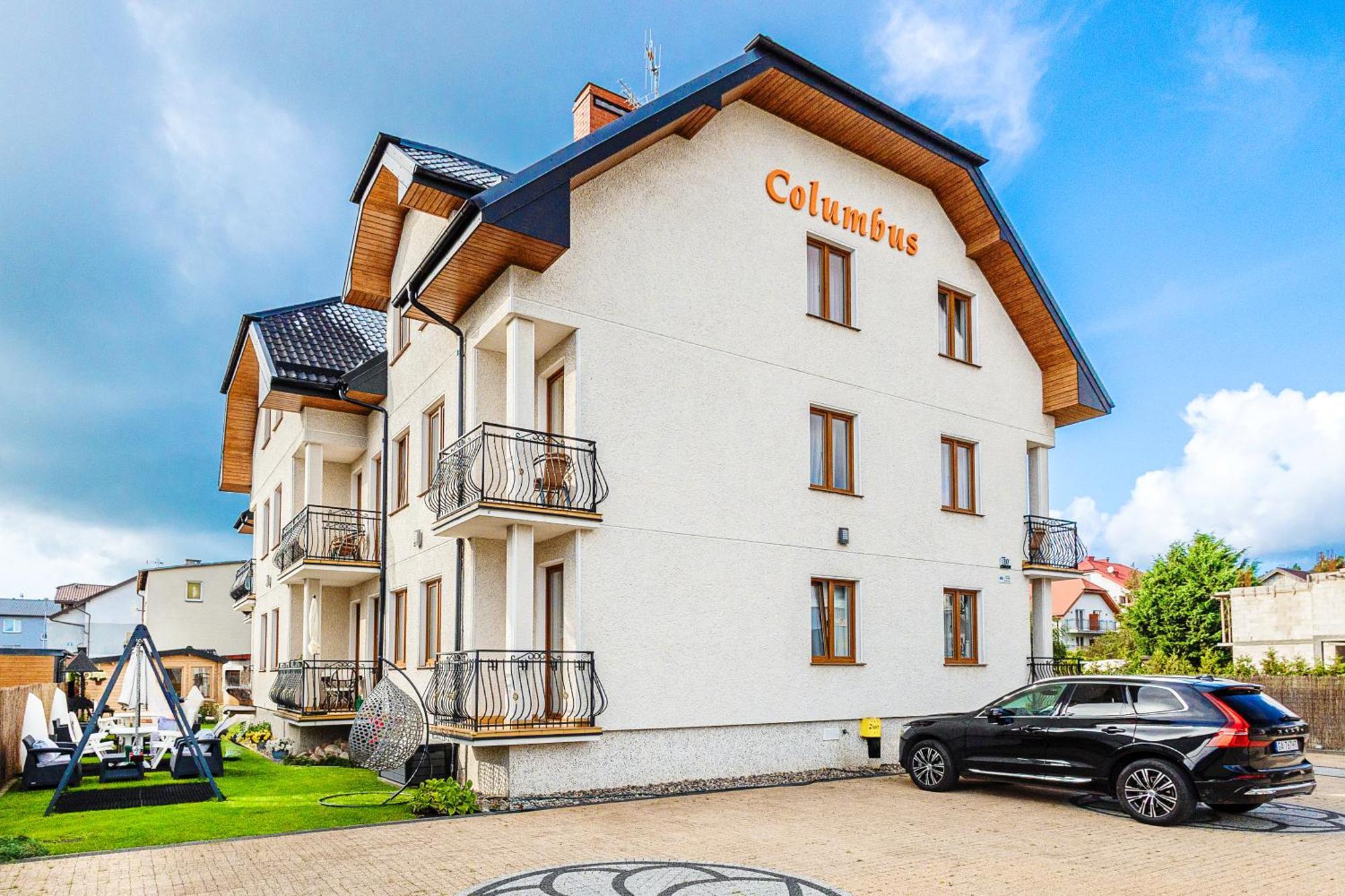 Goscinne Columbus Karwia