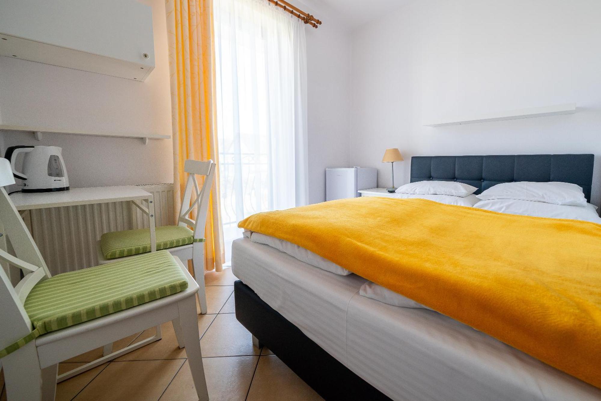 Goscinne Columbus Karwia